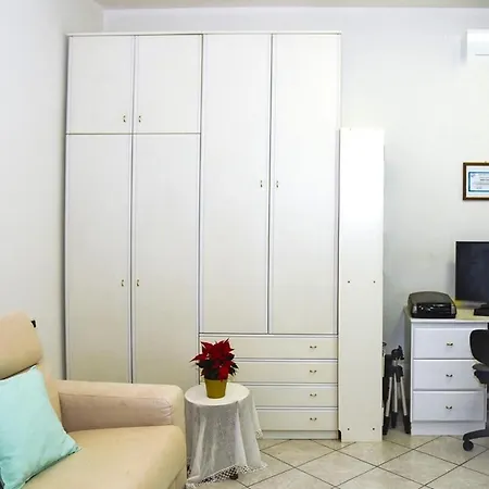 Lory's House Tatil Evi