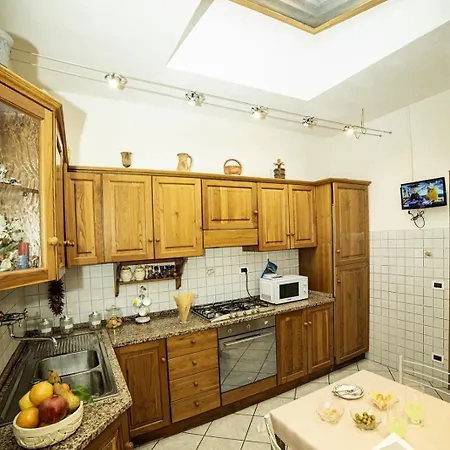 Lory's House Tatil Evi *