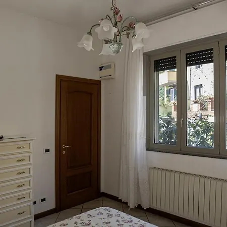 Holiday home Lory's House *